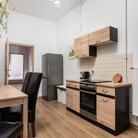 2 Bedroom Apartment - 10' Walk to the Main Square&Kazimierz Krakau Buitenkant foto