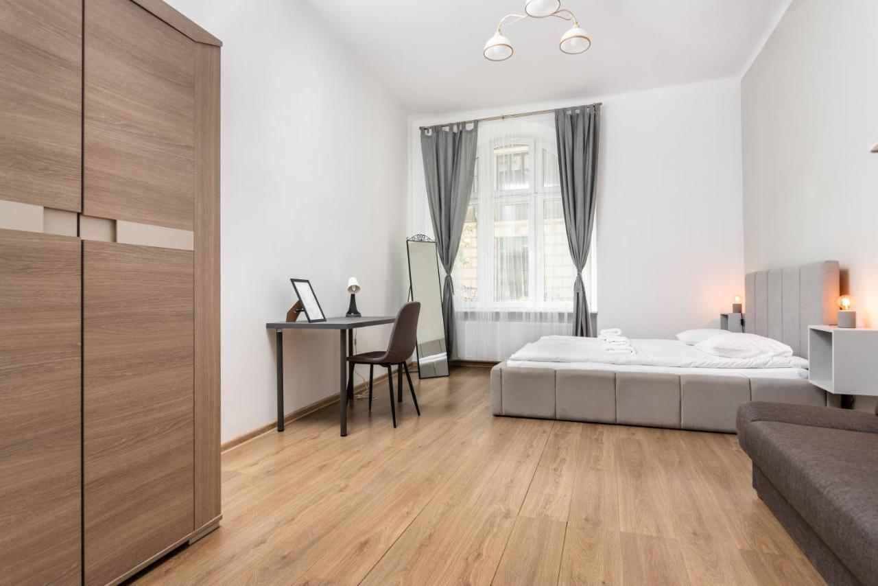 2 Bedroom Apartment - 10' Walk to the Main Square&Kazimierz Krakau Buitenkant foto